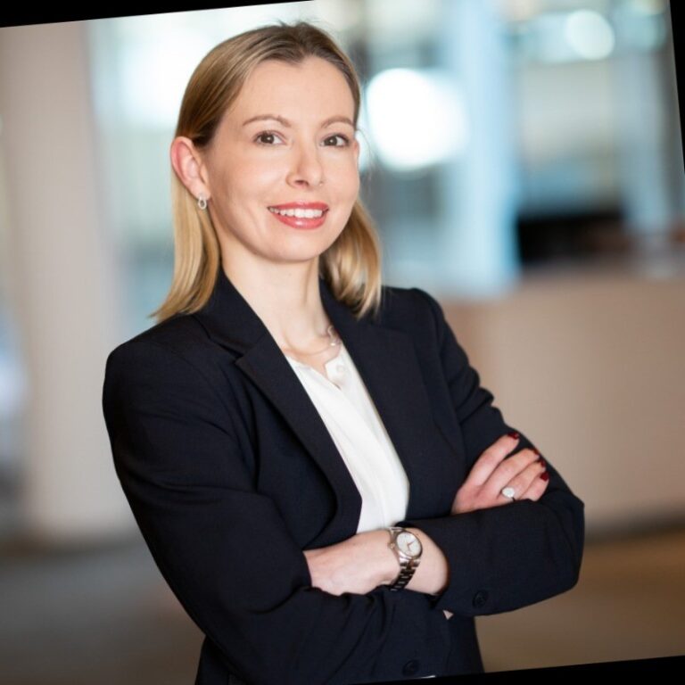 Alicia Menendez-Buick